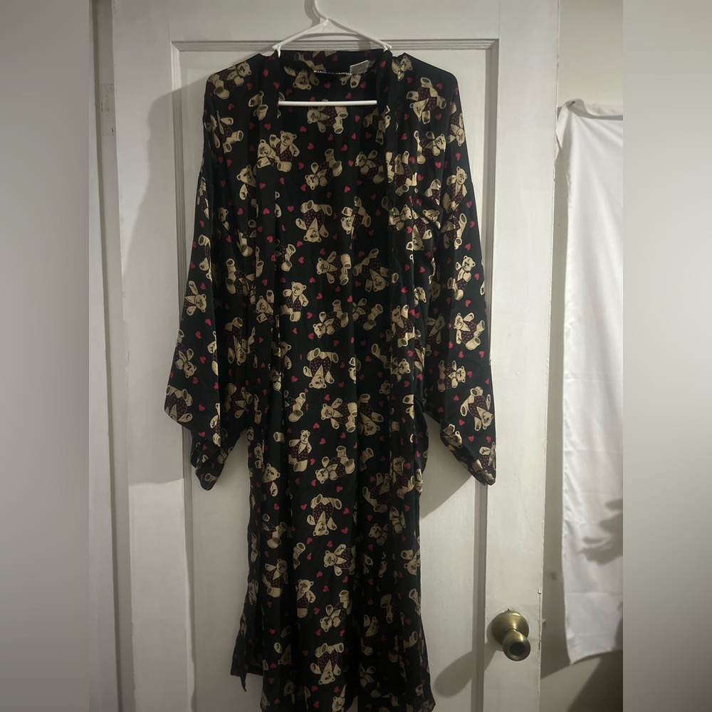 ADDICTION TEDDY BEAR HEART ROBE